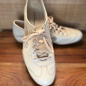 Salvatore Ferragamo✨ Low Top Sneakers